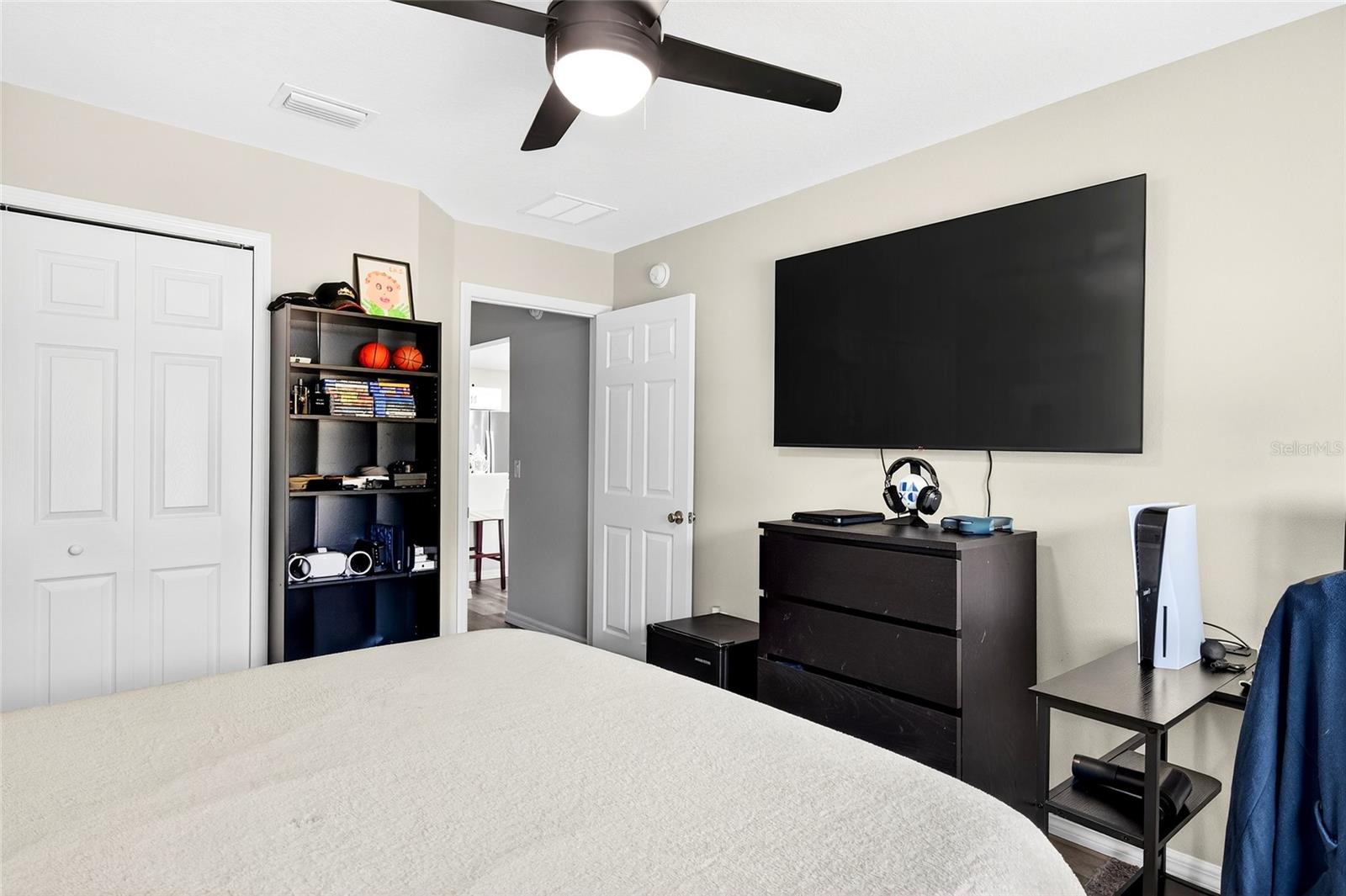 MARION OAKS UN ELEVEN - Residential