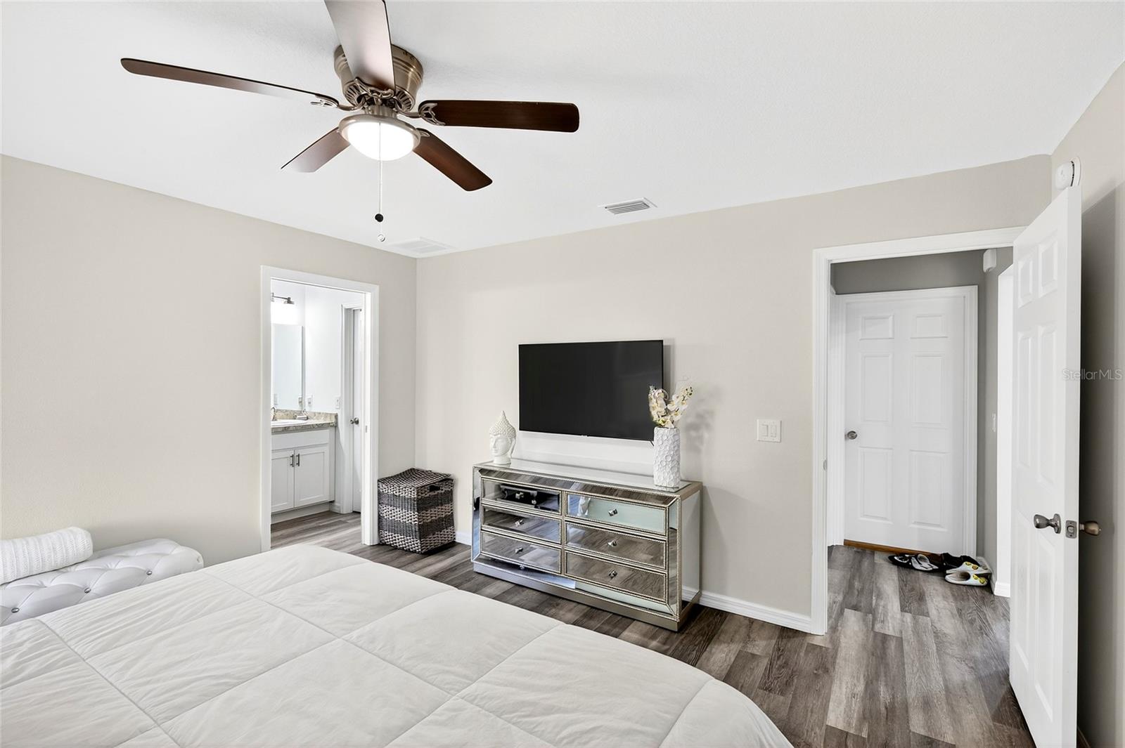 MARION OAKS UN ELEVEN - Residential