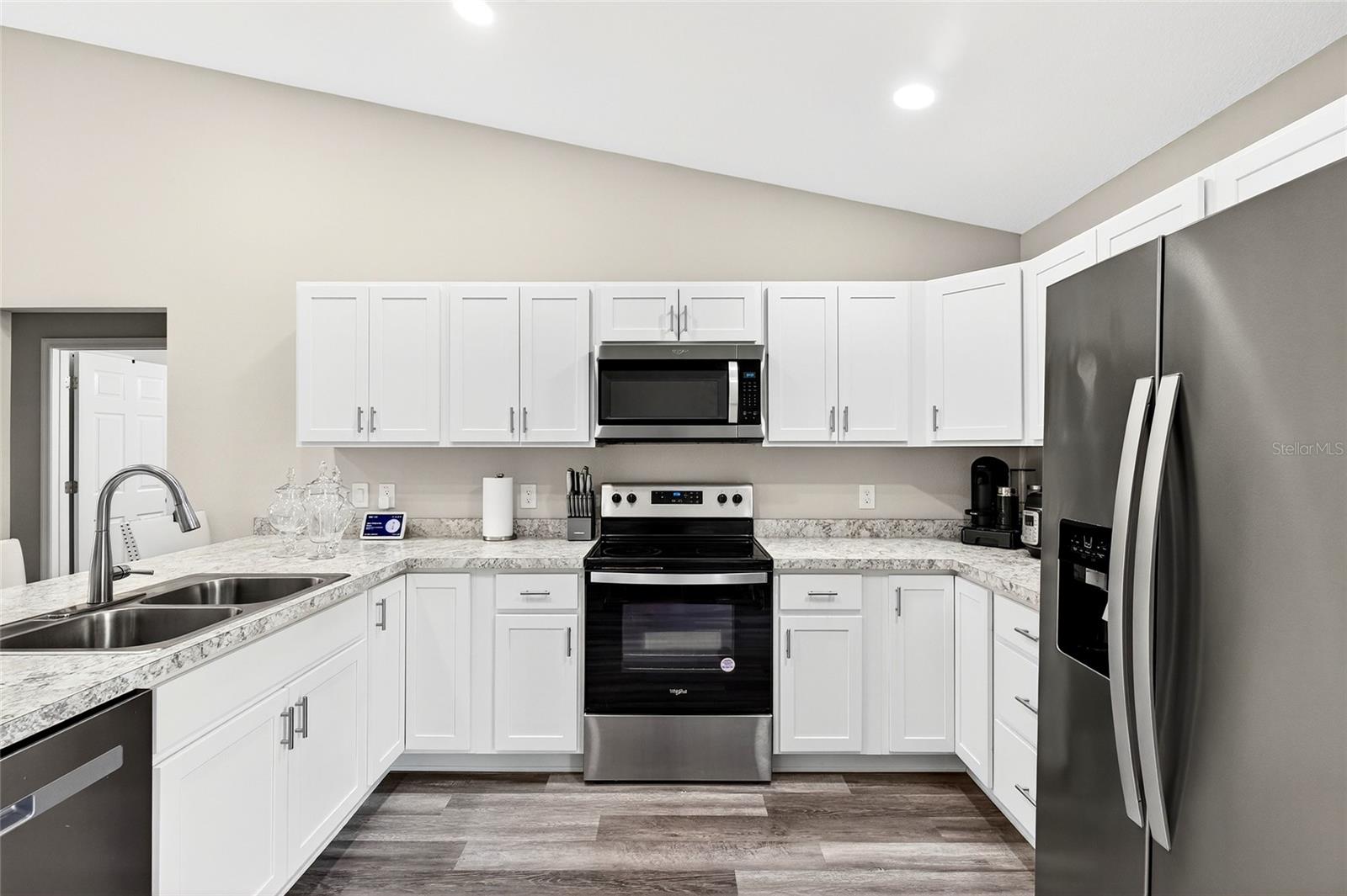 MARION OAKS UN ELEVEN - Residential