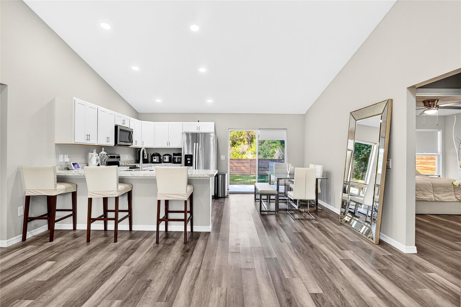 MARION OAKS UN ELEVEN - Residential