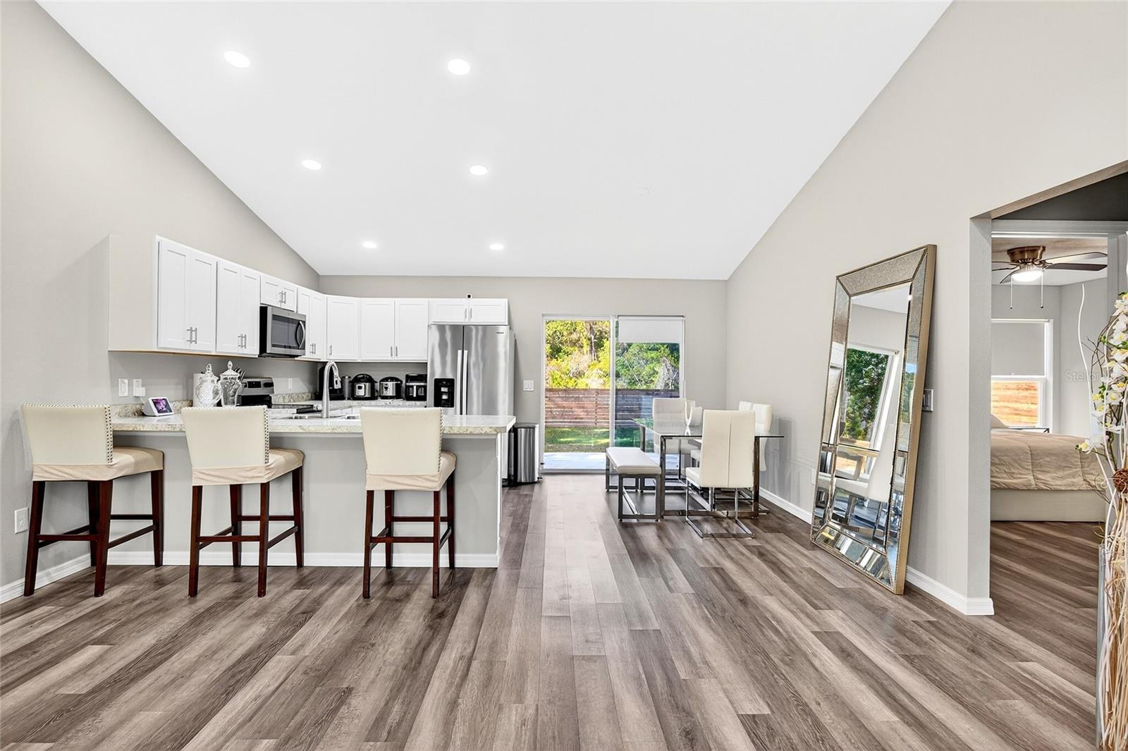 MARION OAKS UN ELEVEN - Residential