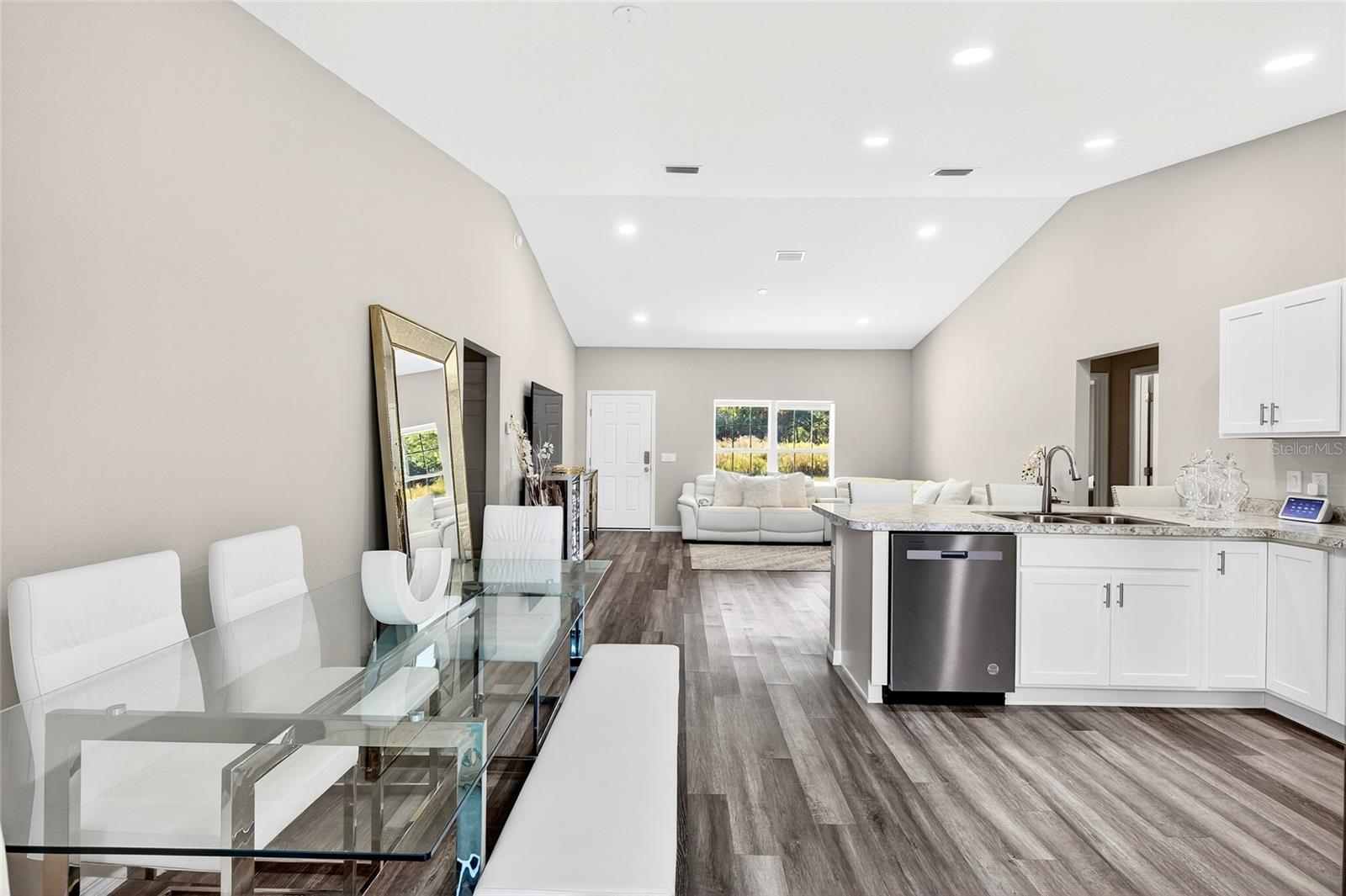 MARION OAKS UN ELEVEN - Residential