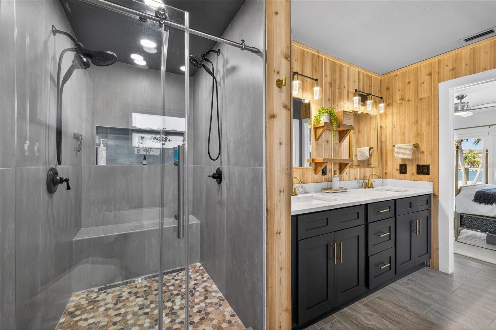 REDINGTON BEACH HOMES 6TH ADD - Residential