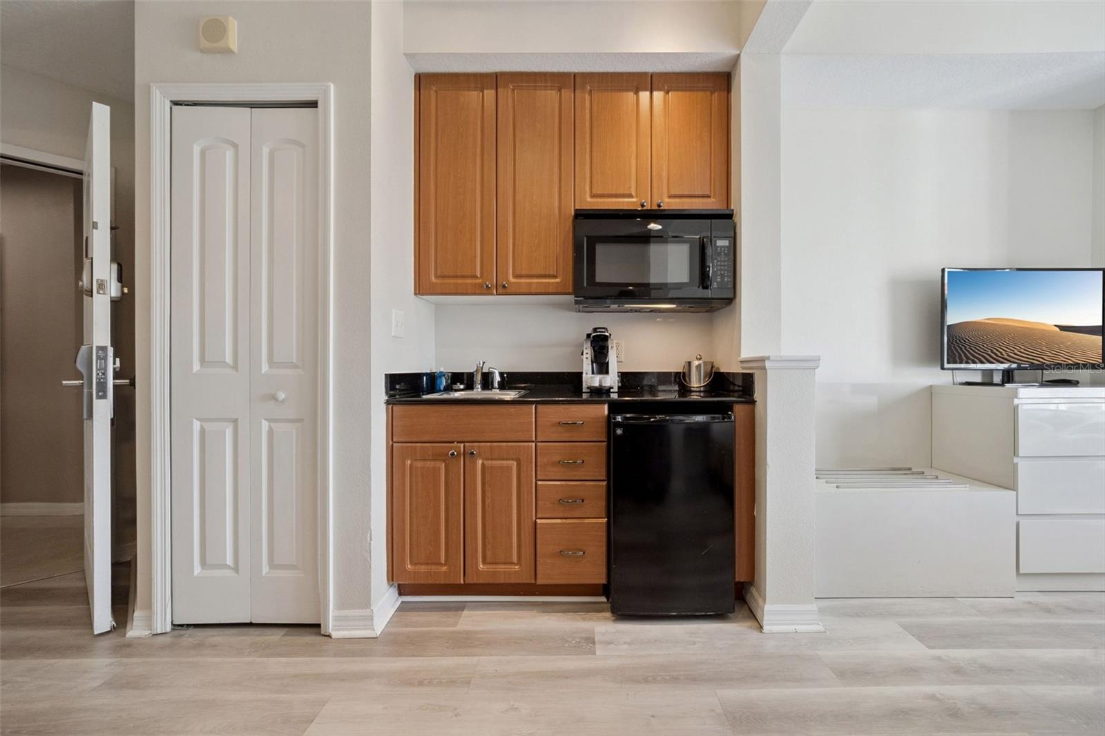 POINT ORLANDO RESORT CONDO PHASE 19512/3560 - Residential