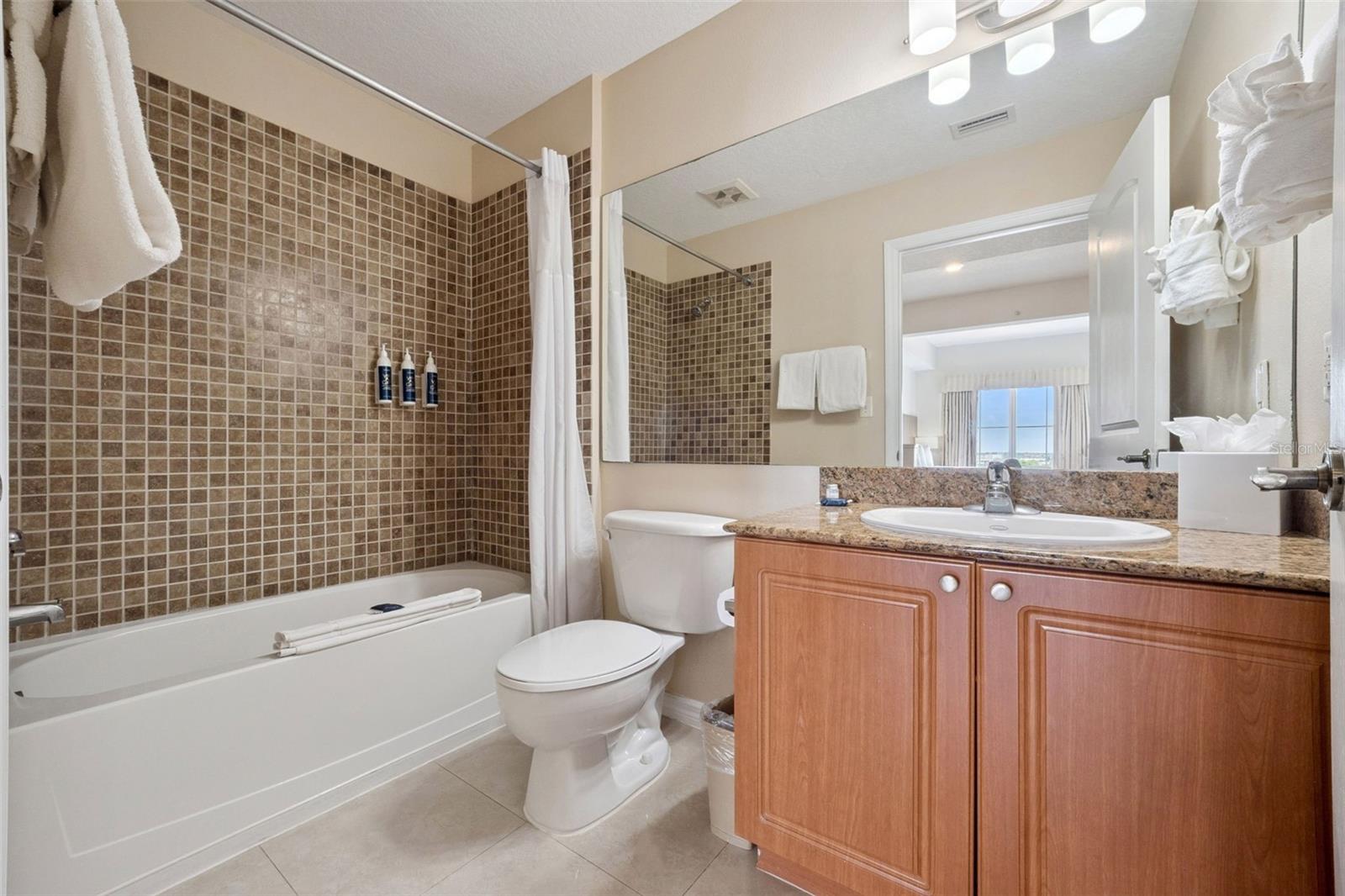 POINT ORLANDO RESORT CONDO PHASE 19512/3560 - Residential