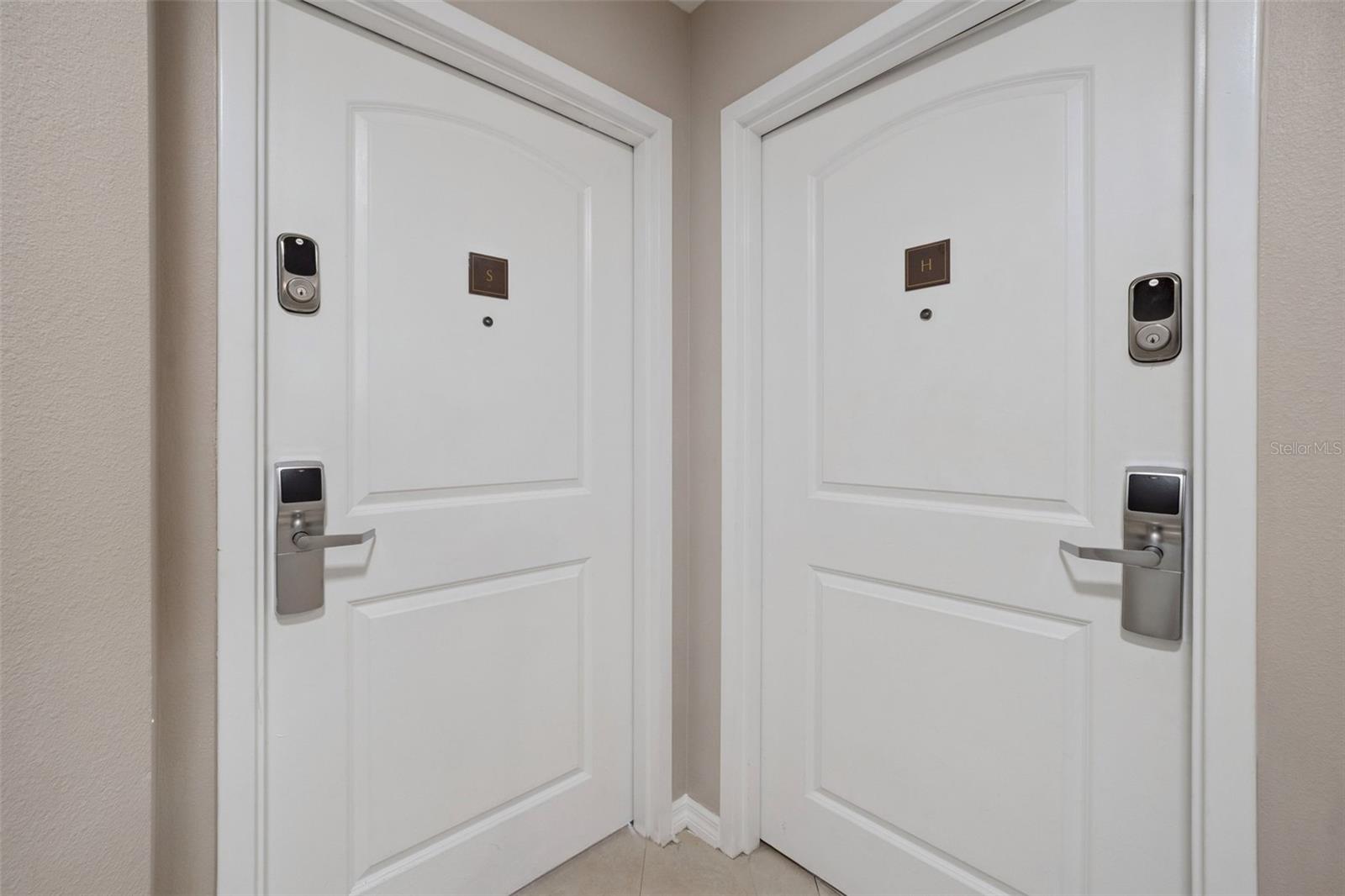 7395 UNIVERSAL BOULEVARD 1205