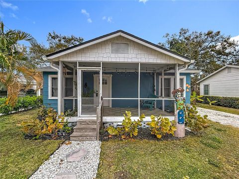 Photo of 520 Roanoke Street, Dunedin, FL 34698 (MLS # TB8464687)