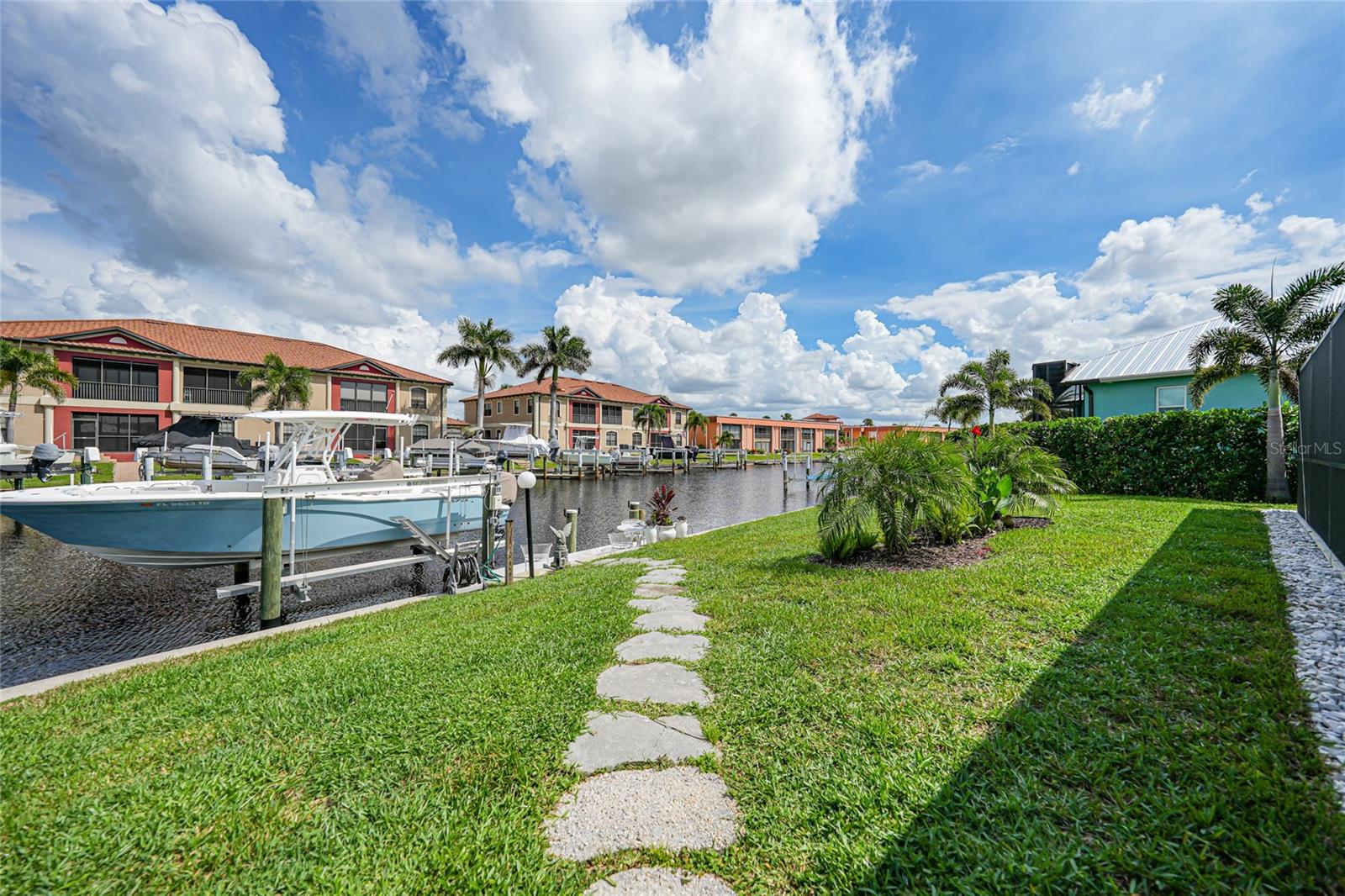 PUNTA GORDA ISLES SEC 07 - Residential