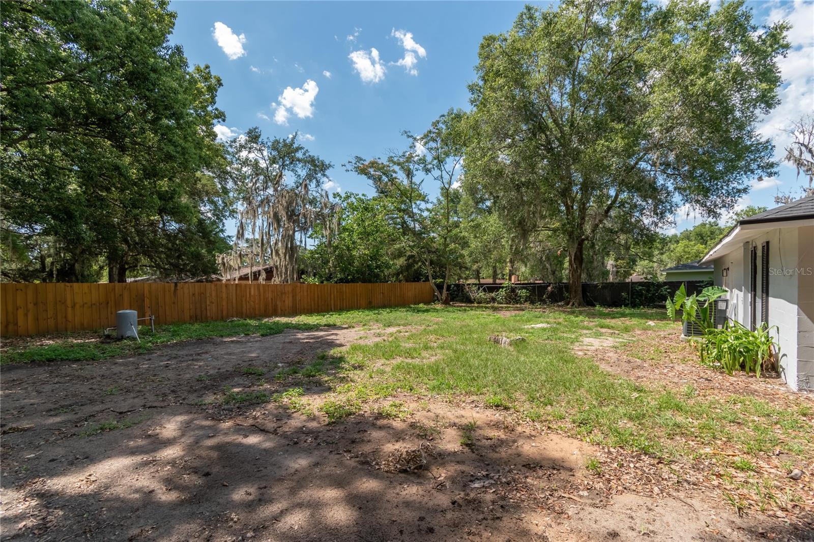 SHADY LANE - Residential
