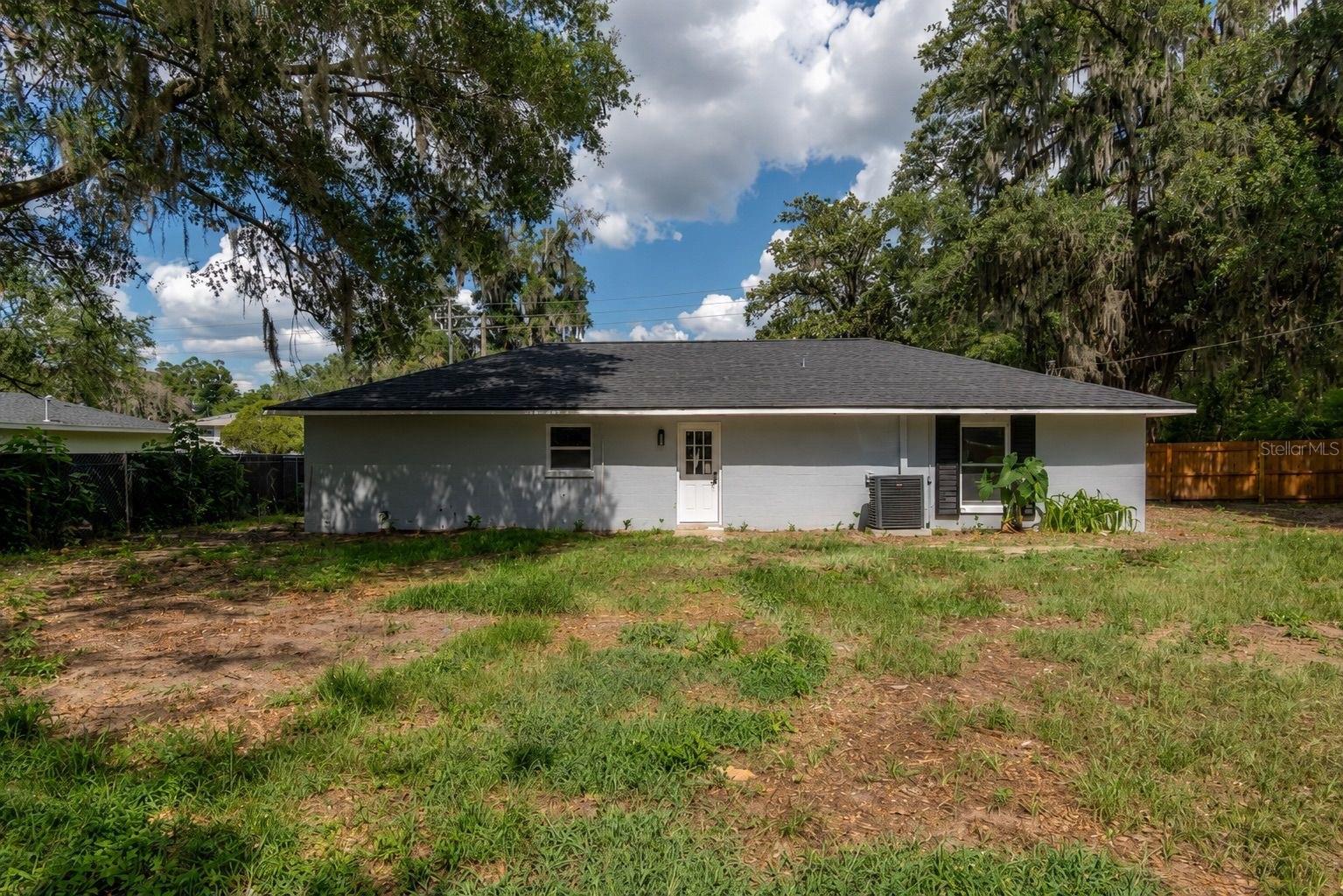 SHADY LANE - Residential