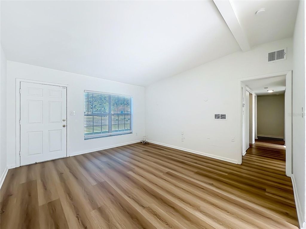 Photo of 2001 Conway Gardens Road, Orlando, FL 32806 (MLS # O6401052)