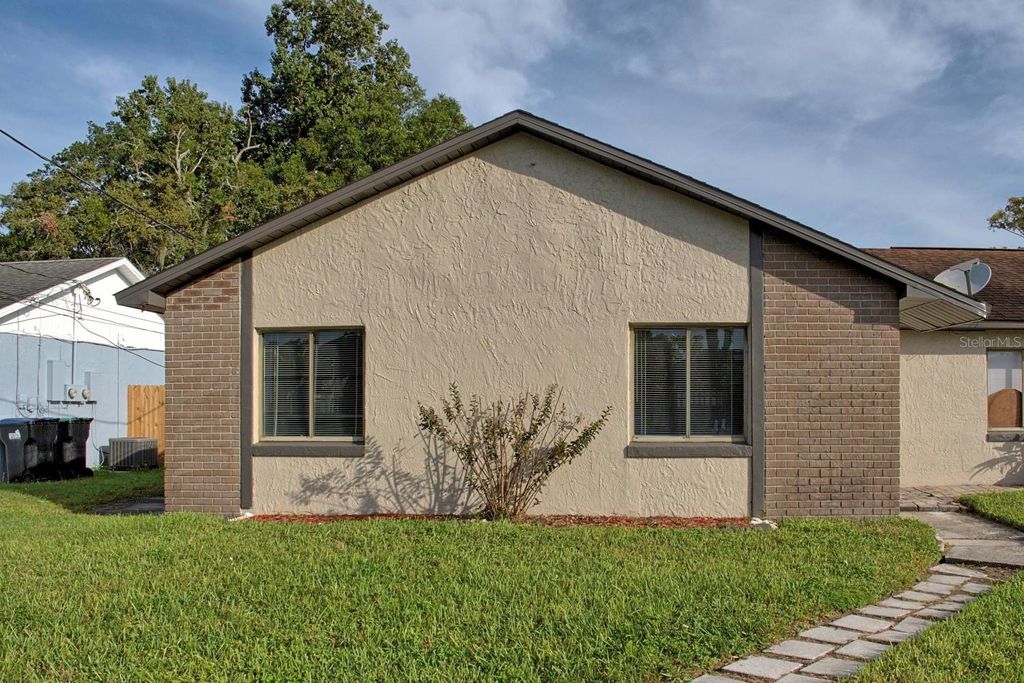 Photo of 6003 Oleander Drive, Orlando, FL 32807 (MLS # O6400583)