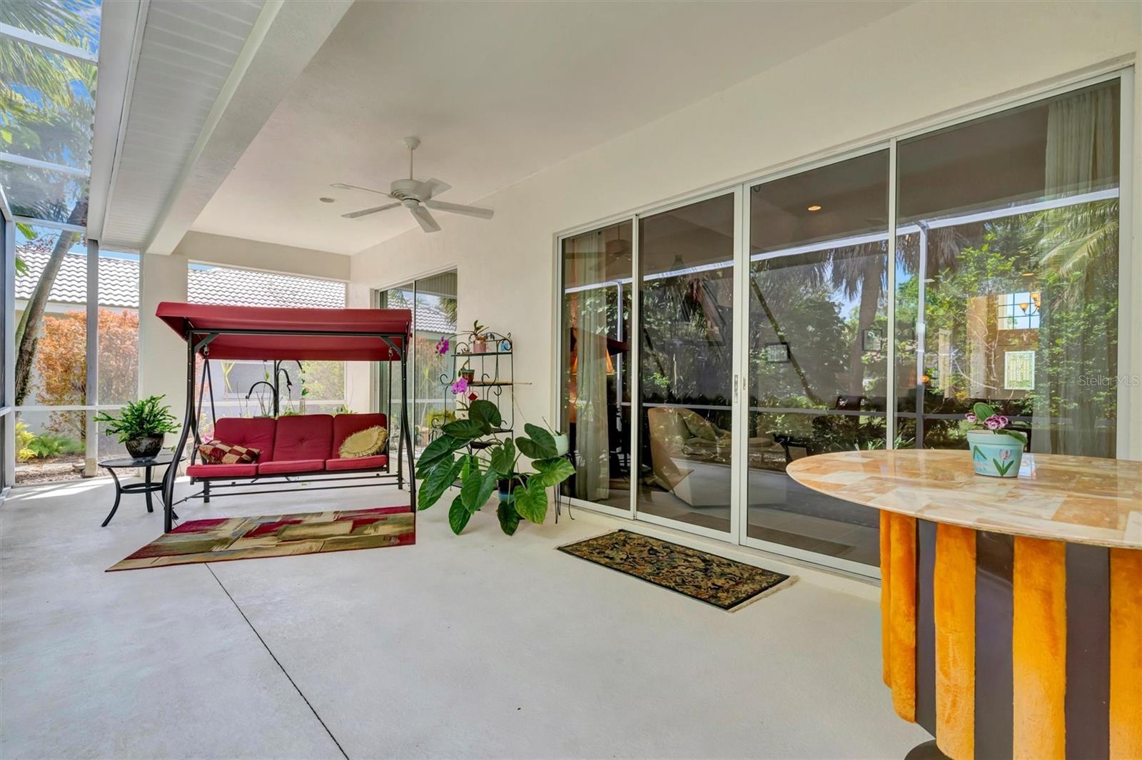 HAMPTONS UNIT 1 - Residential