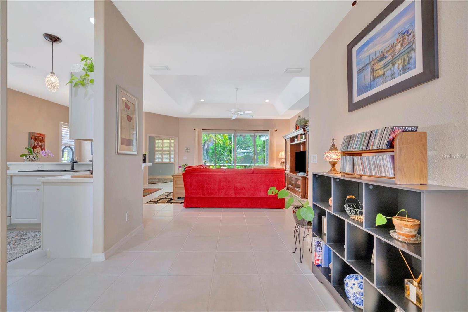 HAMPTONS UNIT 1 - Residential