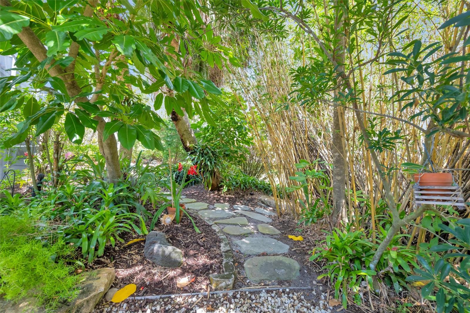 HAMPTONS UNIT 1 - Residential