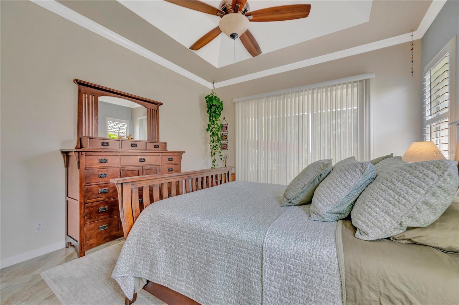 HAMPTONS UNIT 1 - Residential