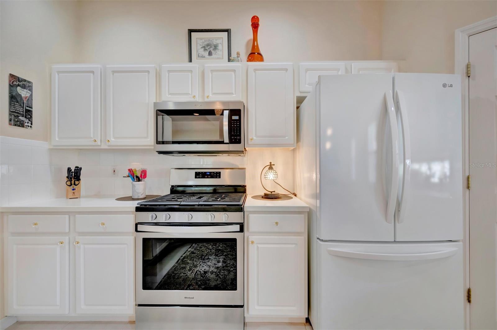 HAMPTONS UNIT 1 - Residential