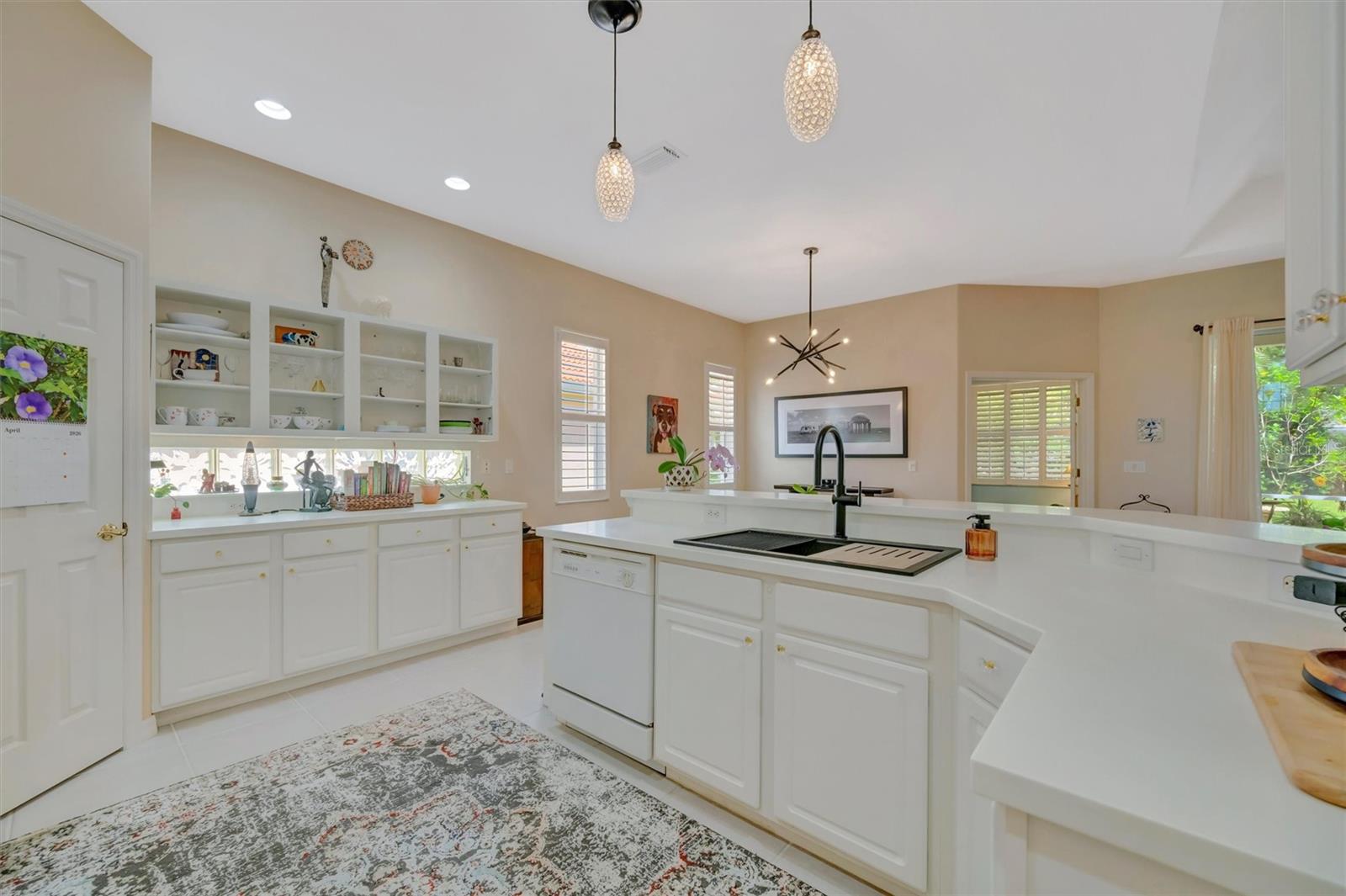 HAMPTONS UNIT 1 - Residential