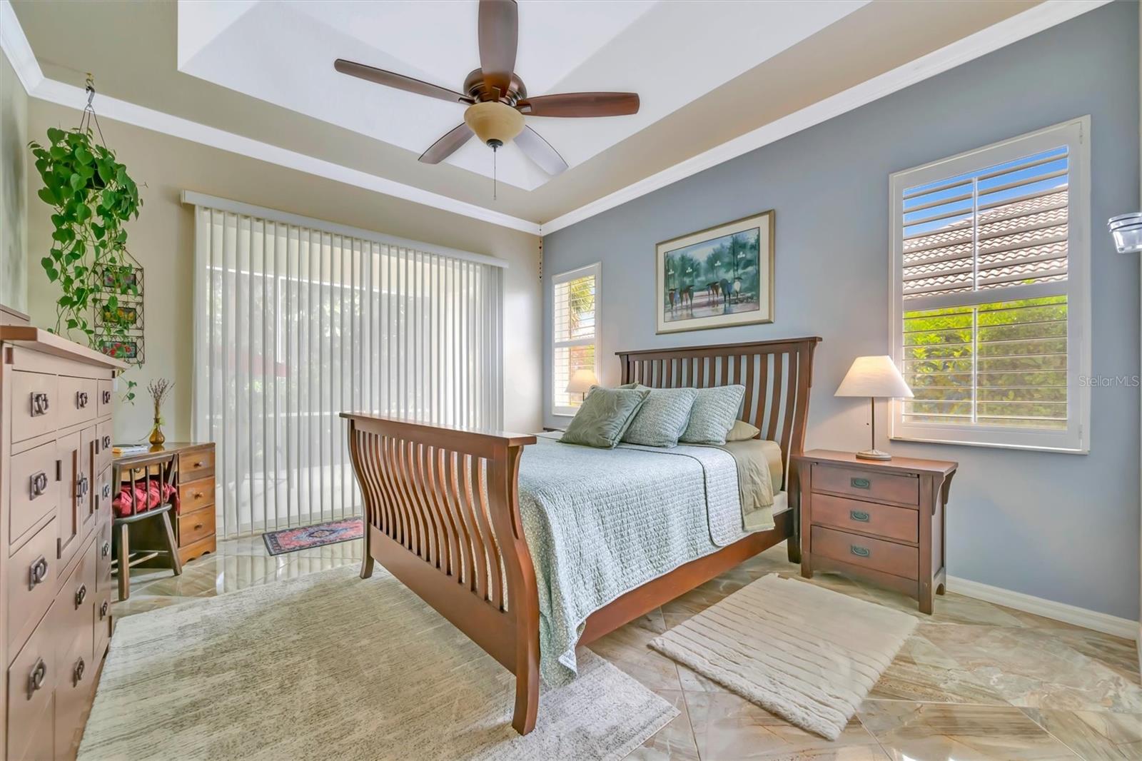 HAMPTONS UNIT 1 - Residential