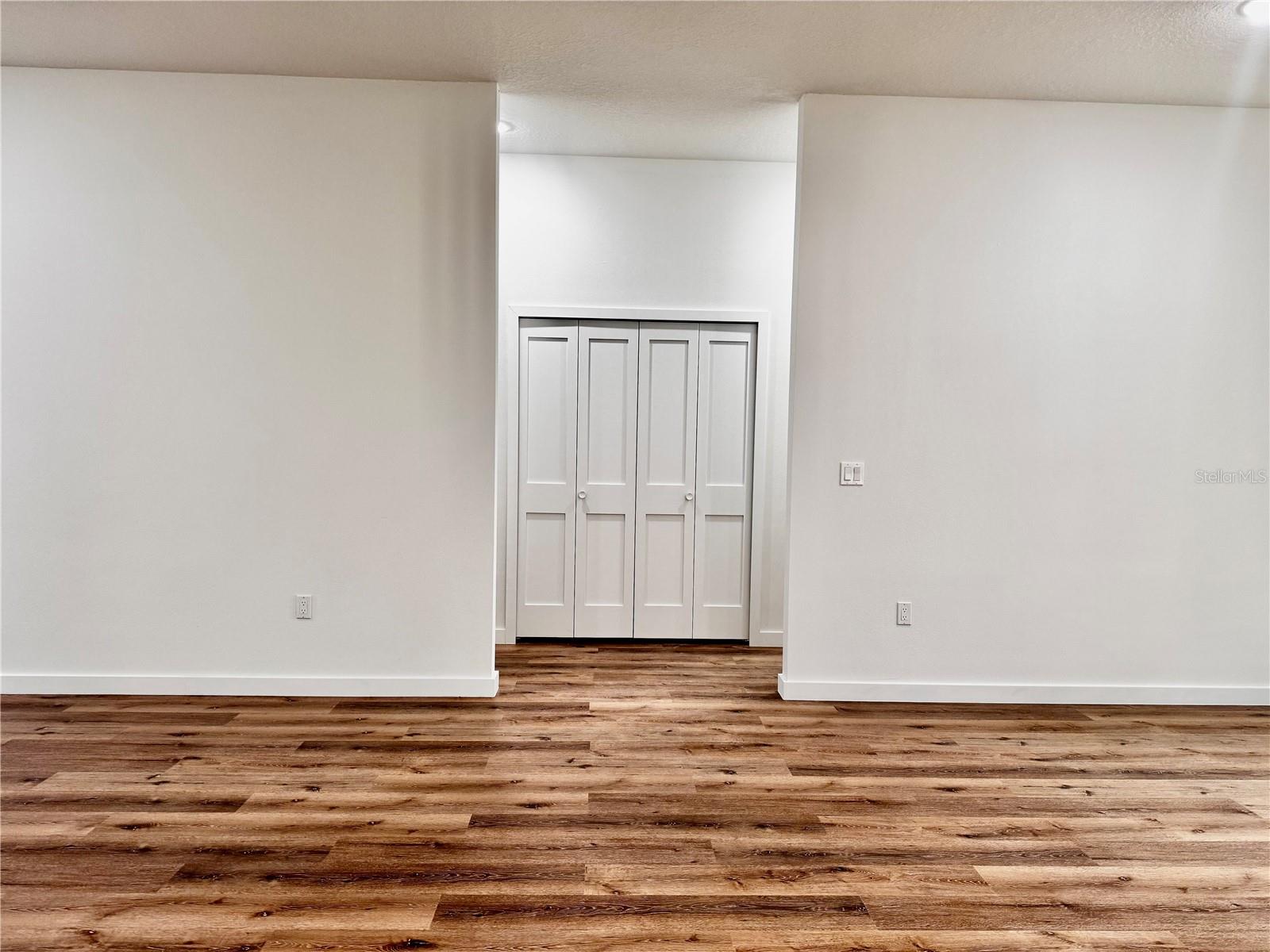 CITRUS SPGS UNIT 09 - Residential