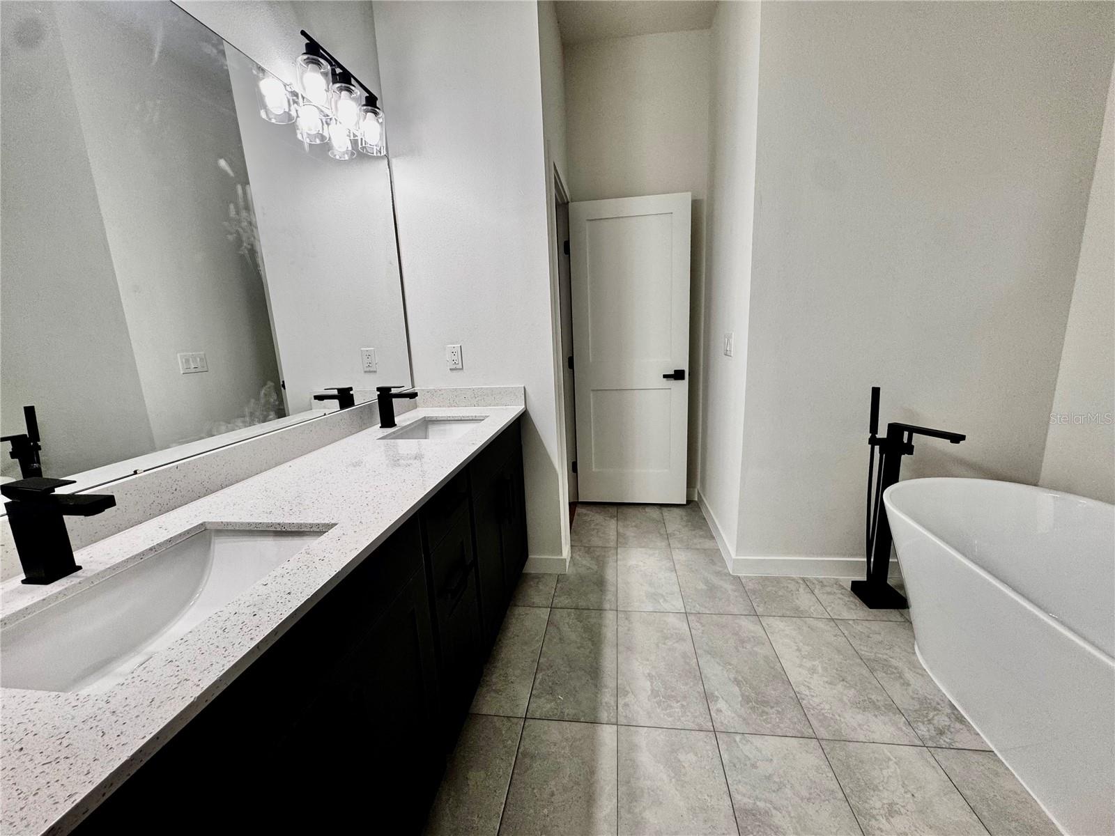 CITRUS SPGS UNIT 09 - Residential