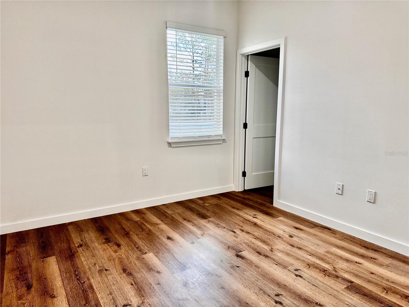 CITRUS SPGS UNIT 09 - Residential