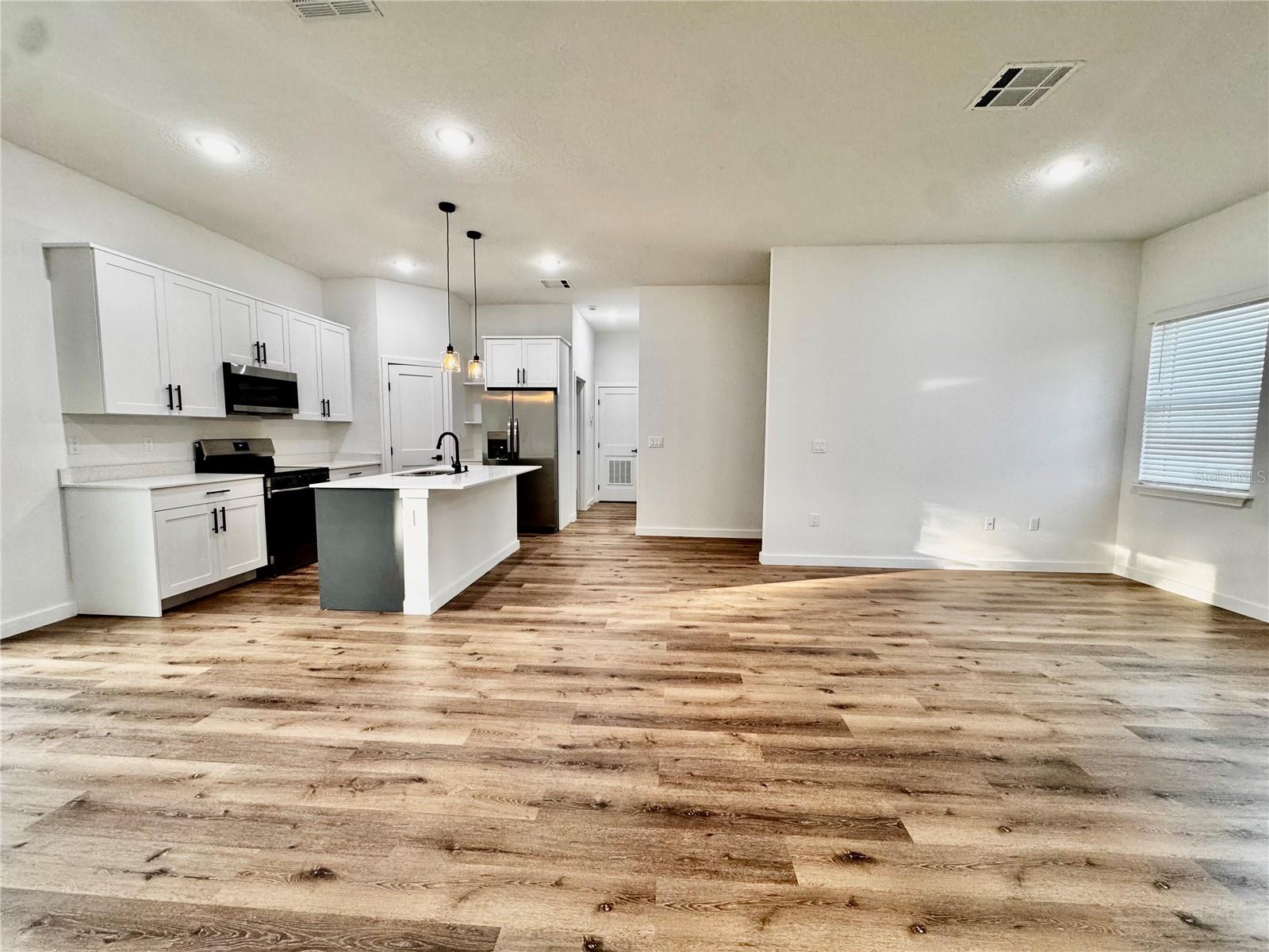 CITRUS SPGS UNIT 09 - Residential