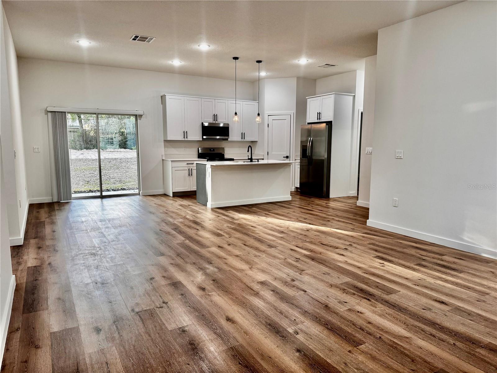 CITRUS SPGS UNIT 09 - Residential