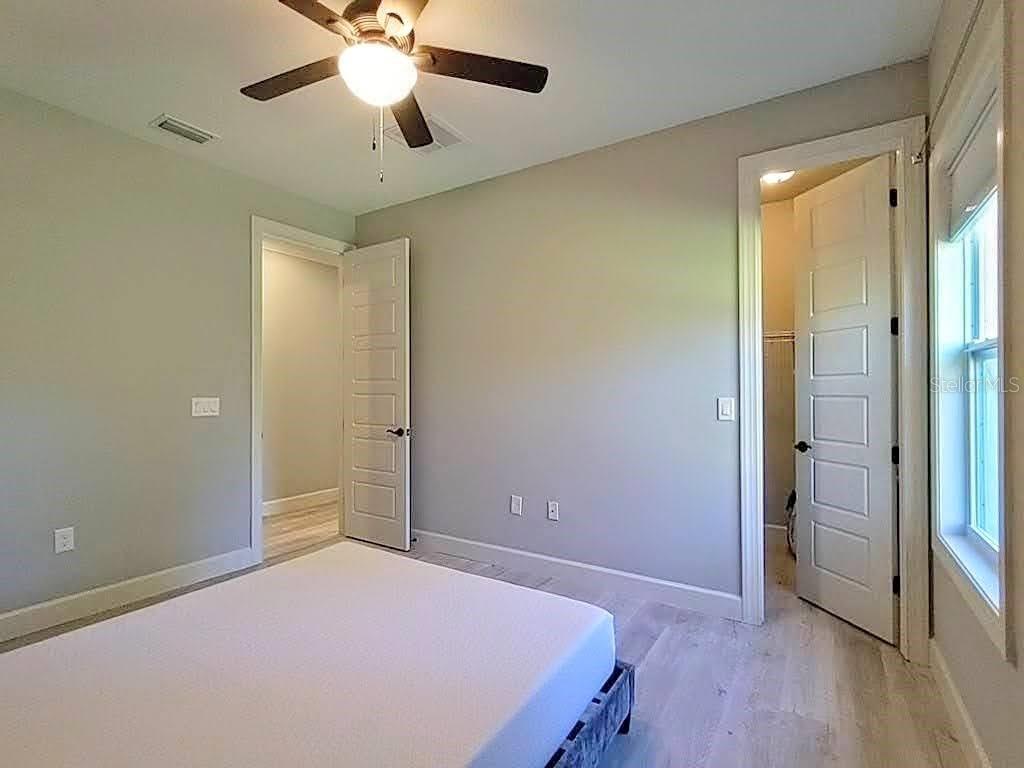 PORT CHARLOTTE SUB 20 - Residential Lease