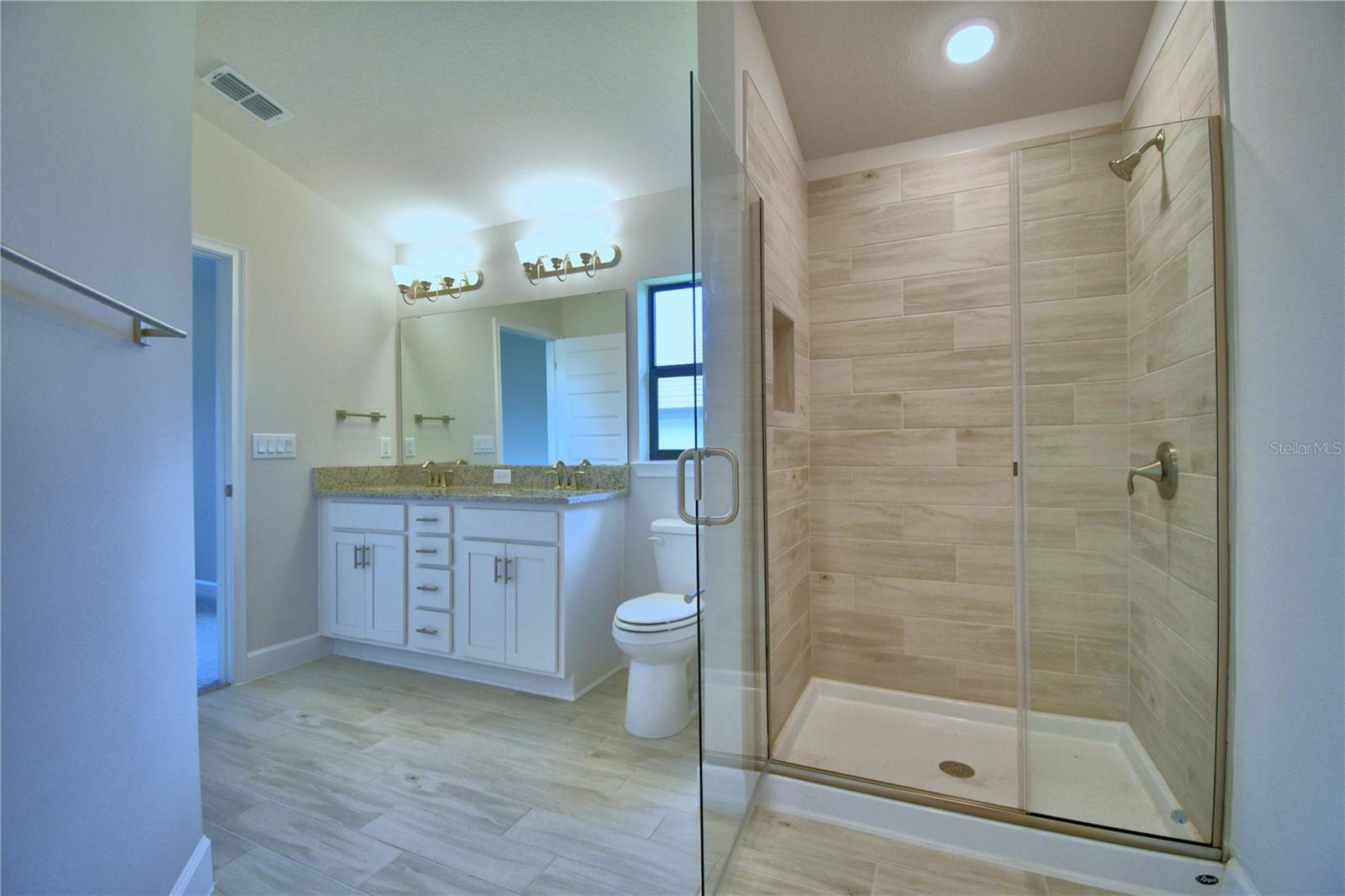 LAKE JULIANA ESTATES - Residential