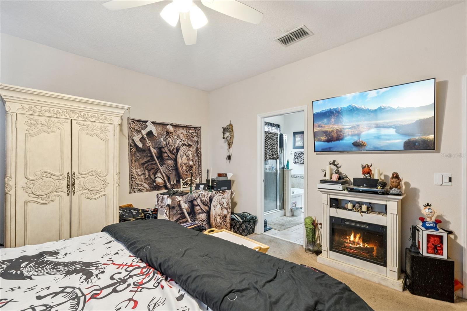 BARRINGTON ESTATES - Residential