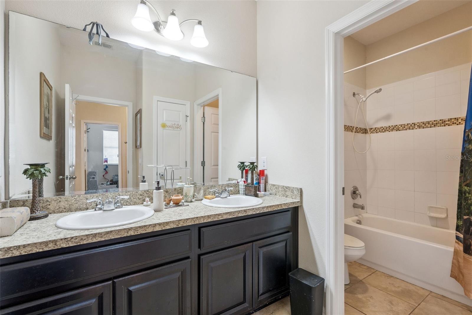 BARRINGTON ESTATES - Residential