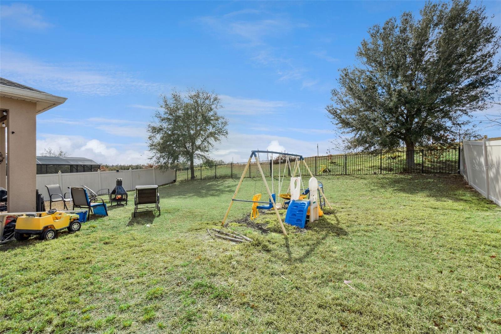 BARRINGTON ESTATES - Residential