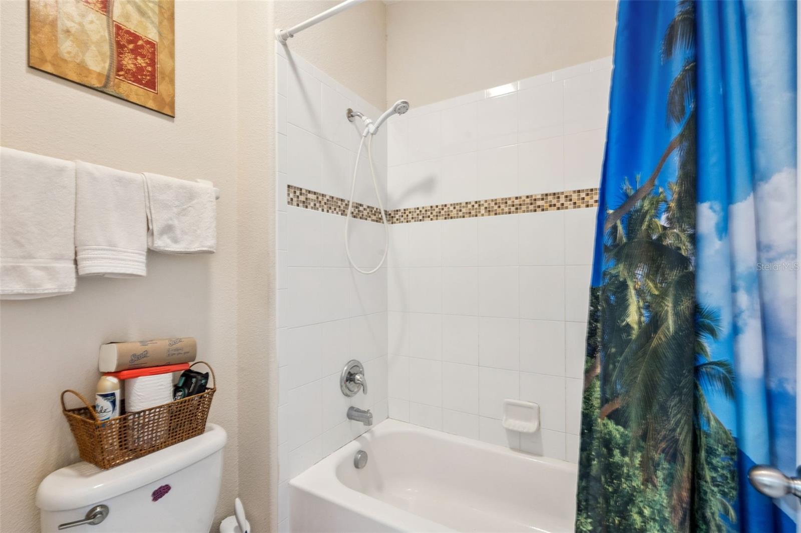 BARRINGTON ESTATES - Residential