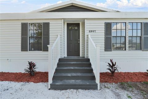 A home in WINTER HAVEN