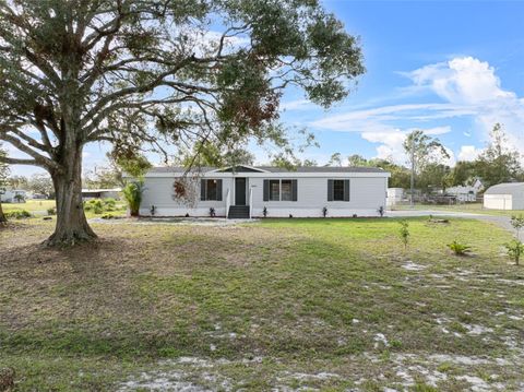 A home in WINTER HAVEN