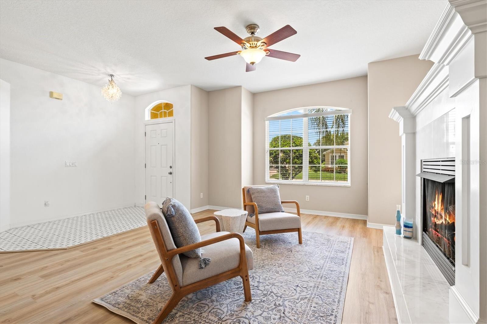 5004 CREEKSIDE TRAIL