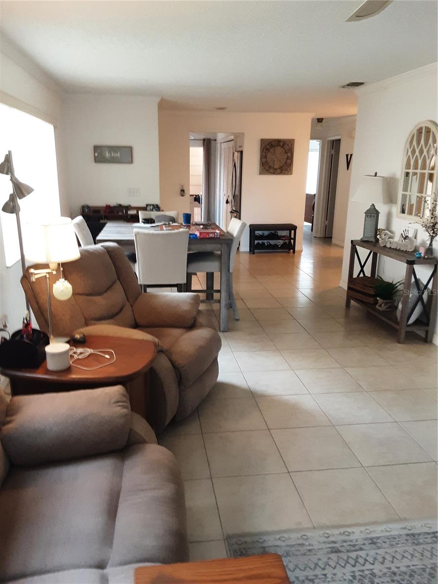 BEACON LAKES CONDO 05 - Residential
