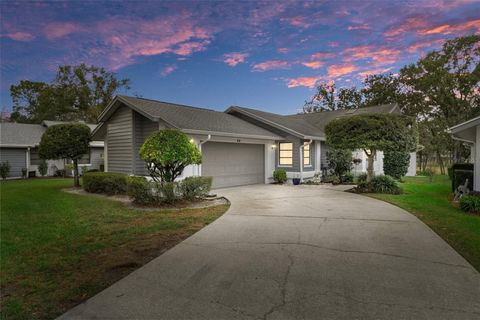 Photo of 46 S Masters Drive, Homosassa, FL 34446 (MLS # TB8349047) Photo of 46 S Masters Drive, Homosassa, FL 34446 (MLS # TB8349047)