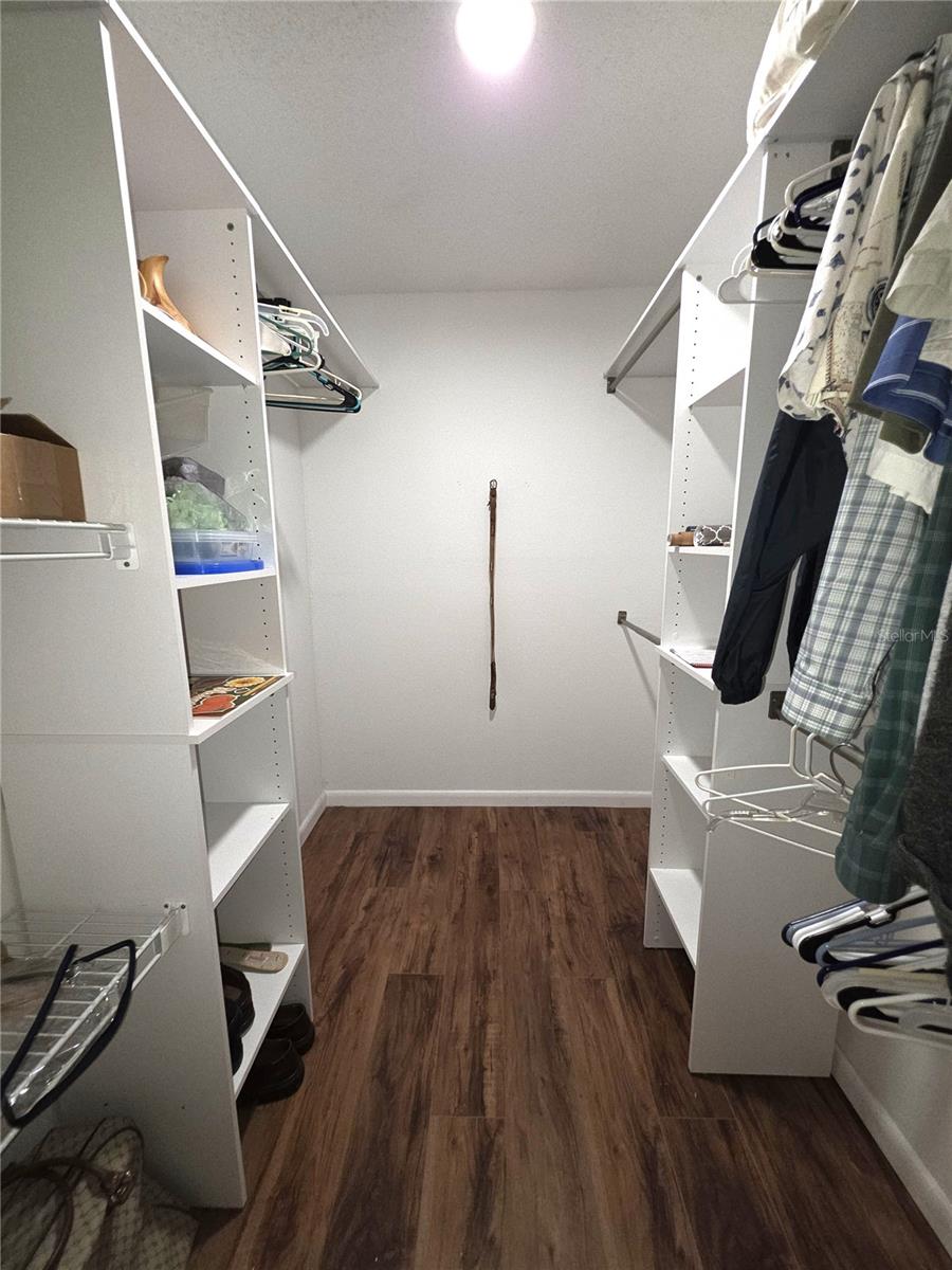 LEESBURG PALM HARBOR SUB - Residential Lease