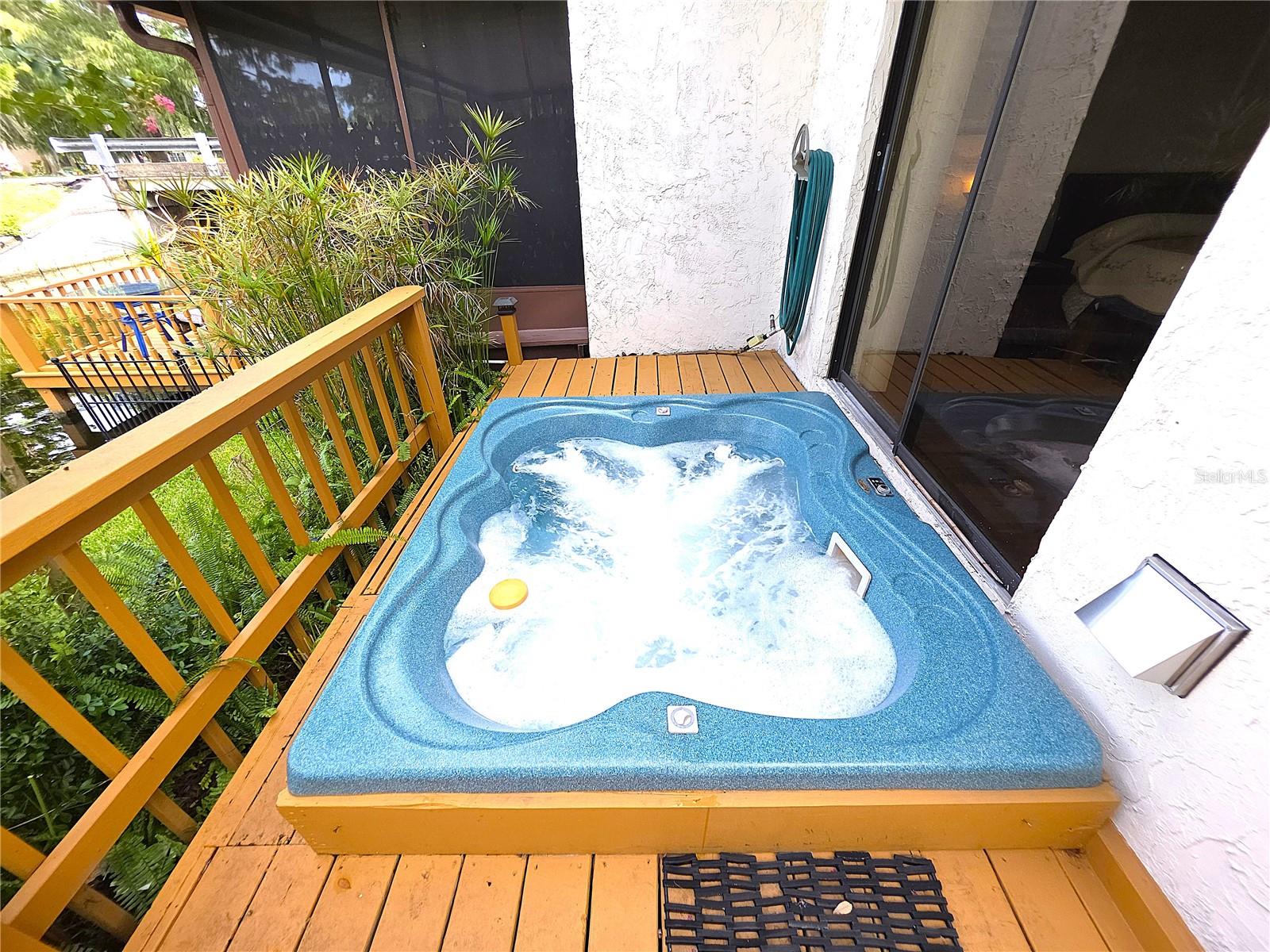 LEESBURG PALM HARBOR SUB - Residential Lease