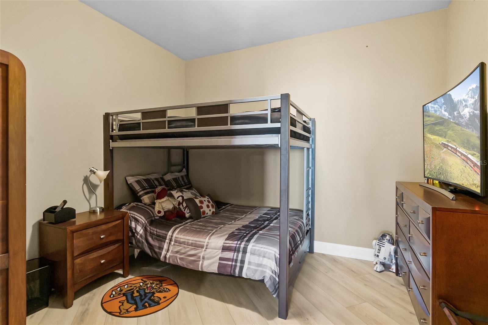 OCEAN VILLAS CONDO - Residential