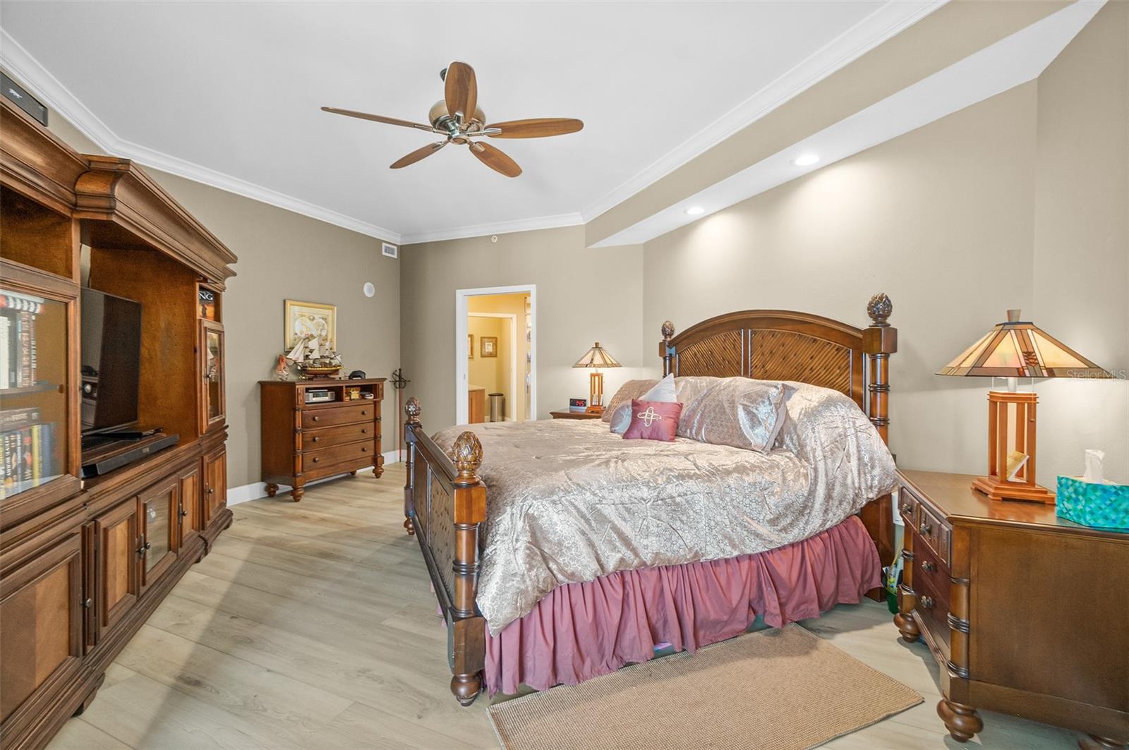 OCEAN VILLAS CONDO - Residential