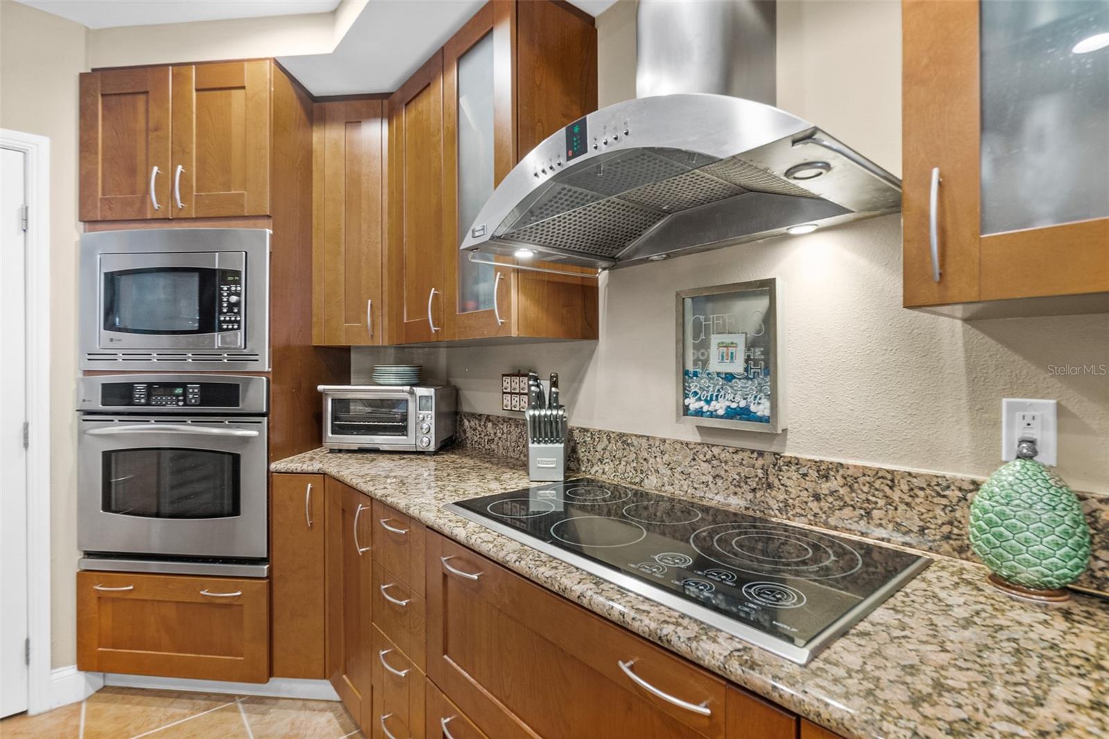 OCEAN VILLAS CONDO - Residential