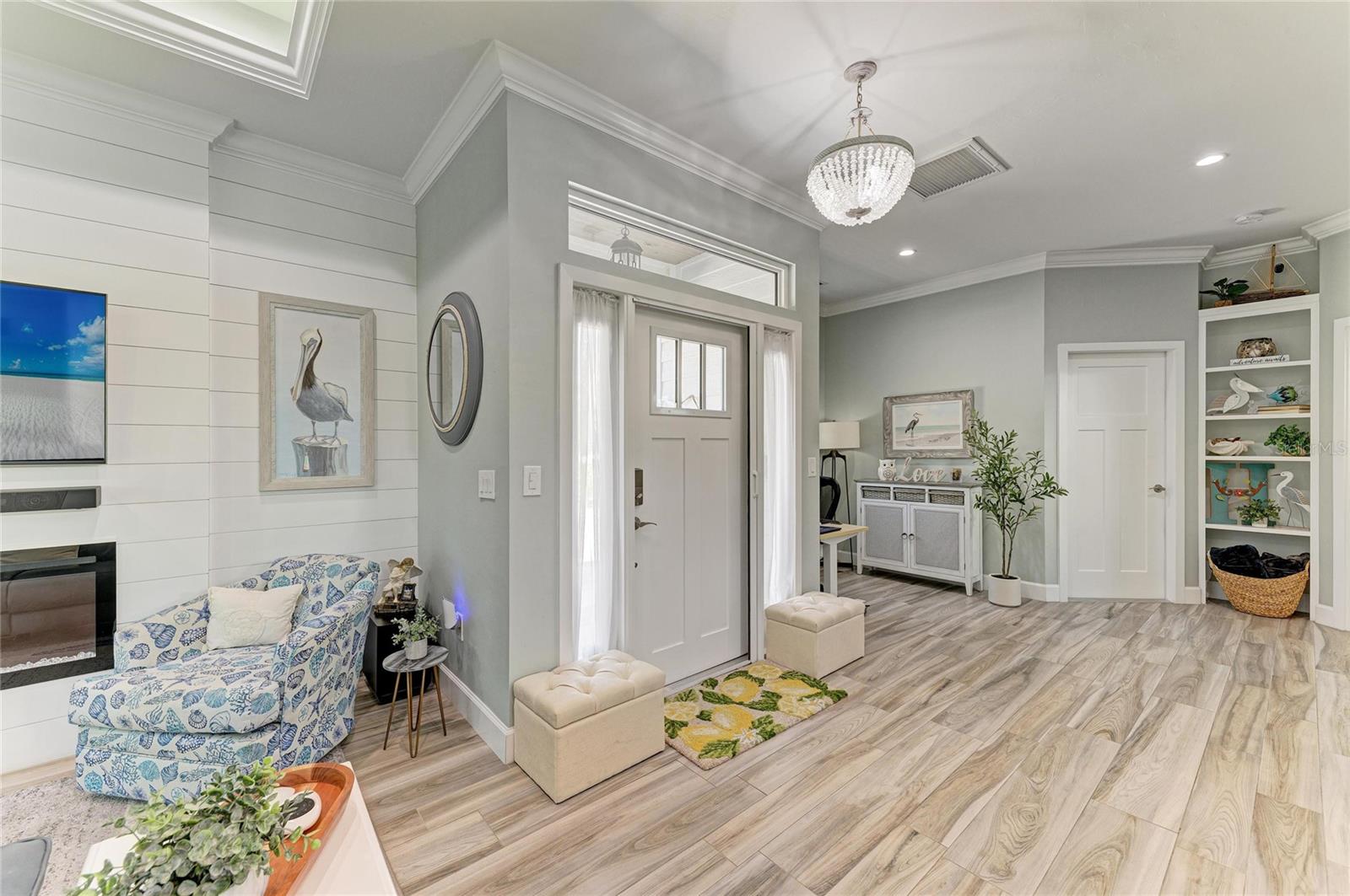 THORNTON CRK MOTORCOACH RESIDENCE - Residential