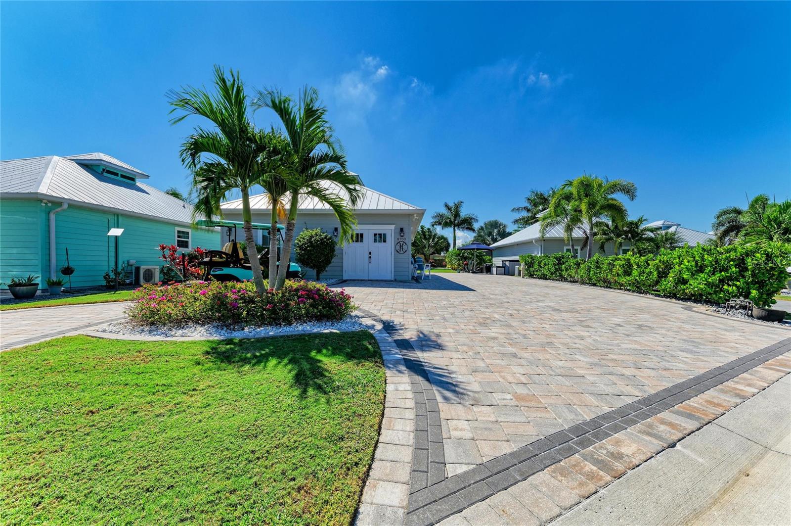 THORNTON CRK MOTORCOACH RESIDENCE - Residential