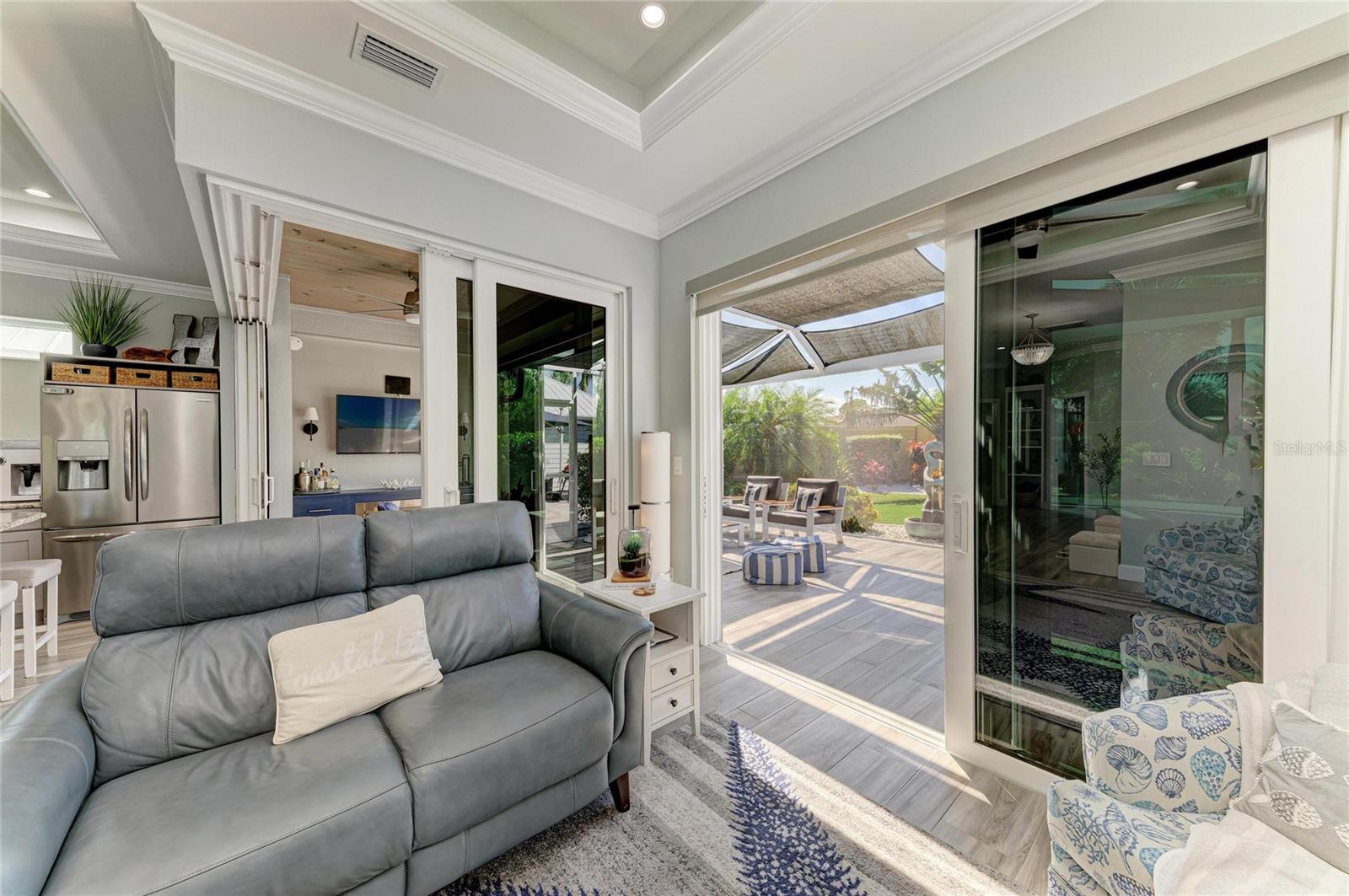 THORNTON CRK MOTORCOACH RESIDENCE - Residential