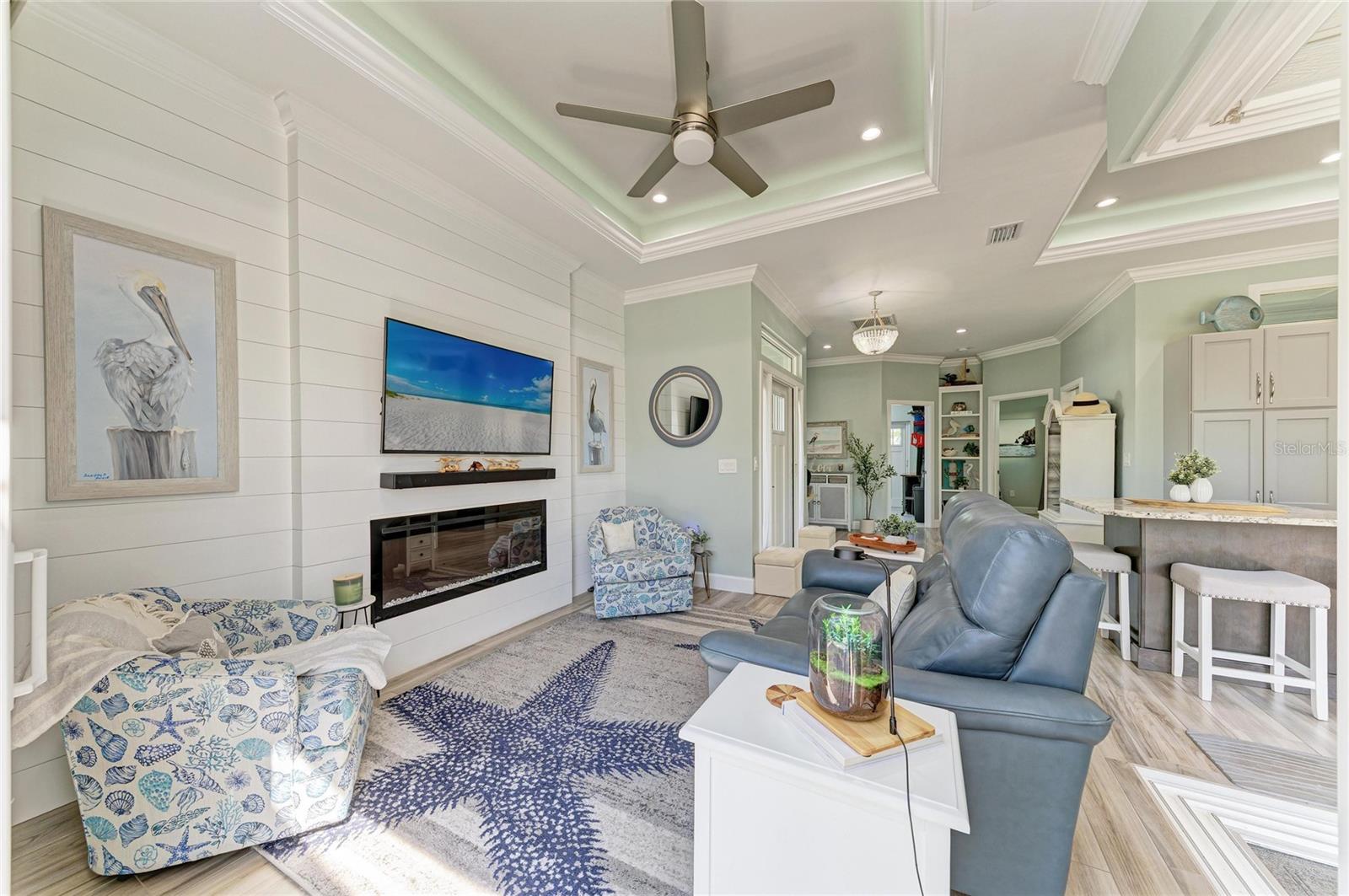 THORNTON CRK MOTORCOACH RESIDENCE - Residential