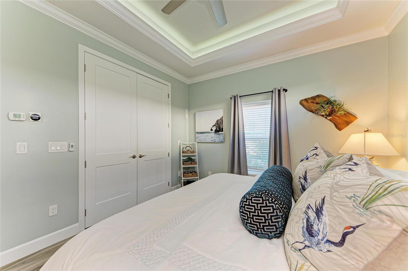 THORNTON CRK MOTORCOACH RESIDENCE - Residential