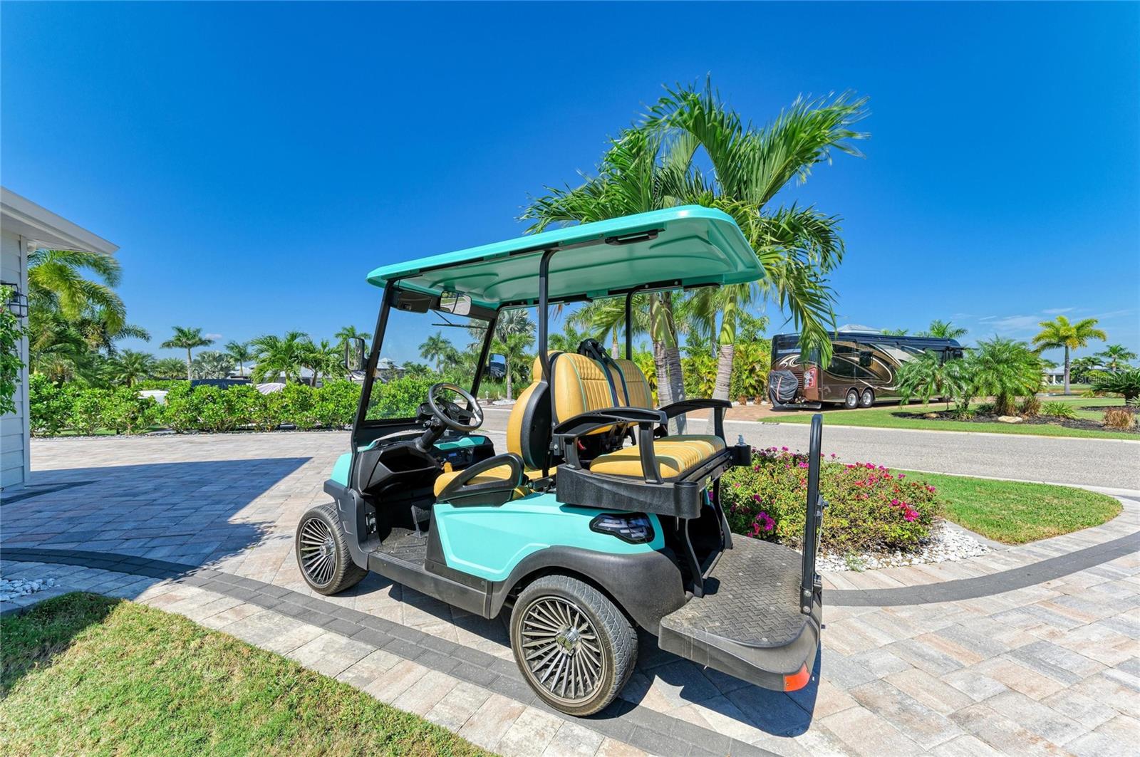 THORNTON CRK MOTORCOACH RESIDENCE - Residential